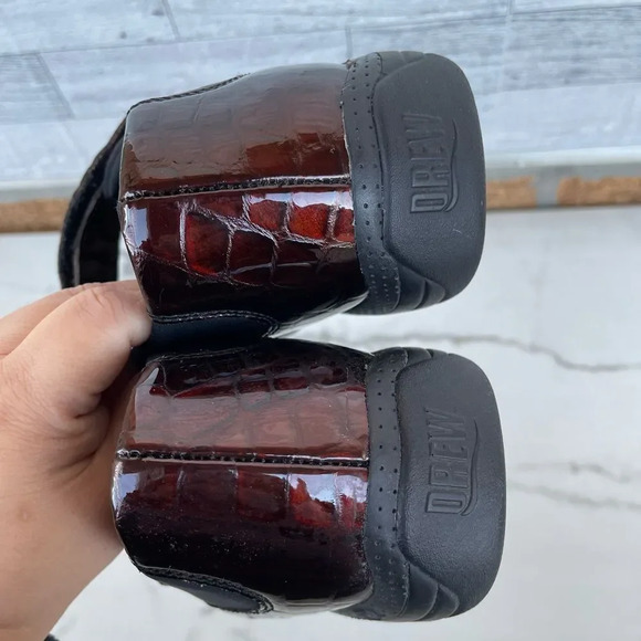 DREW Croc Leather Mary Jane Comfort Shoe Size 9W - Picture 8 of 10